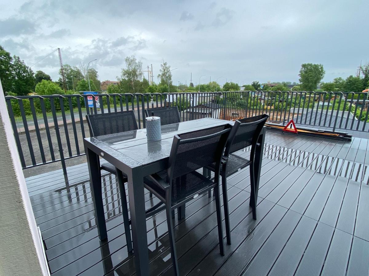 2 Raum Apartment Mit Terrasse, Hell Und Stilvoll Borna Dış mekan fotoğraf