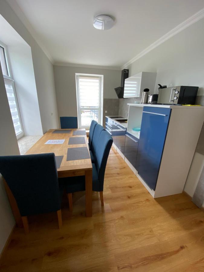 2 Raum Apartment Mit Terrasse, Hell Und Stilvoll Borna Dış mekan fotoğraf